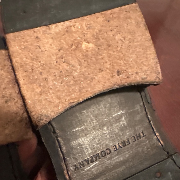 Very cool leather Frye boots size 8 1/2 Never worn out - Picture 9 of 11